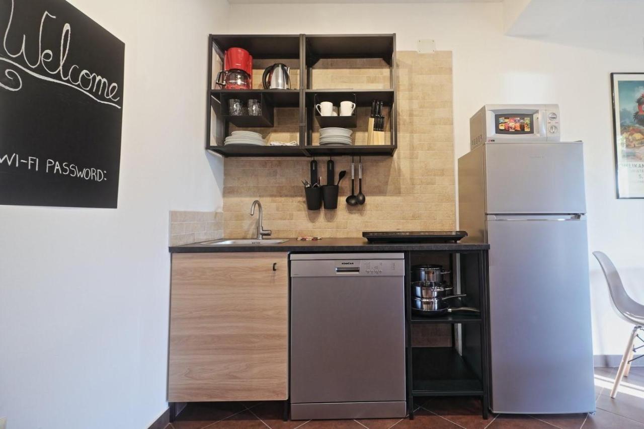 Apartman Studio Pesja Омишаль Экстерьер фото